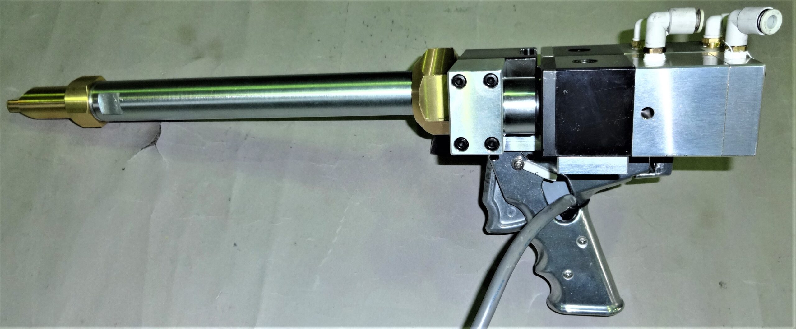 Two-component manual gun | Pyles Japan Co., Ltd.